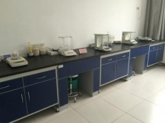 山西實驗室家具中的壁掛式洗眼器都有哪些功能特點
