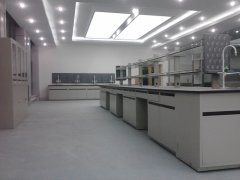 山西實驗室家具制造商如何創(chuàng)造優(yōu)秀的小型環(huán)境？